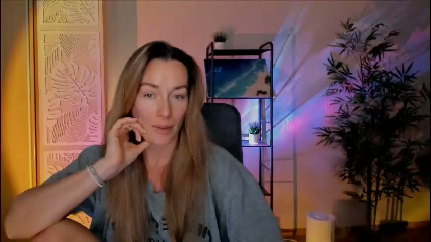 save_the_qween Cam Model Chat January 30, 2026