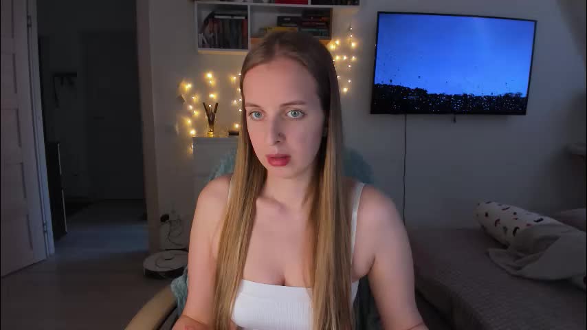 violet_blue_eyes Cam Model Chat January 31, 2026