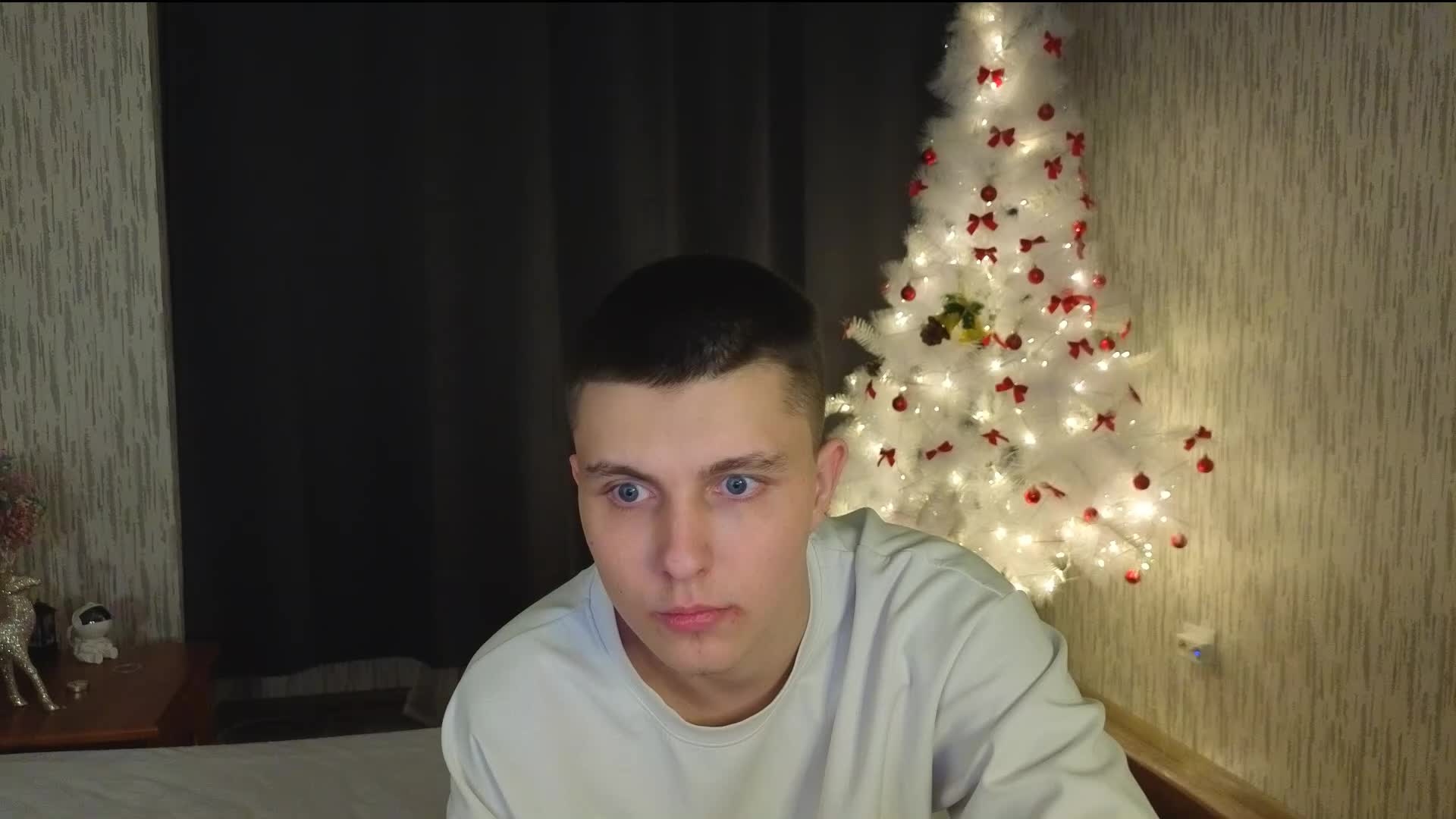 DenisSofia Cam Model Chat January 31, 2026