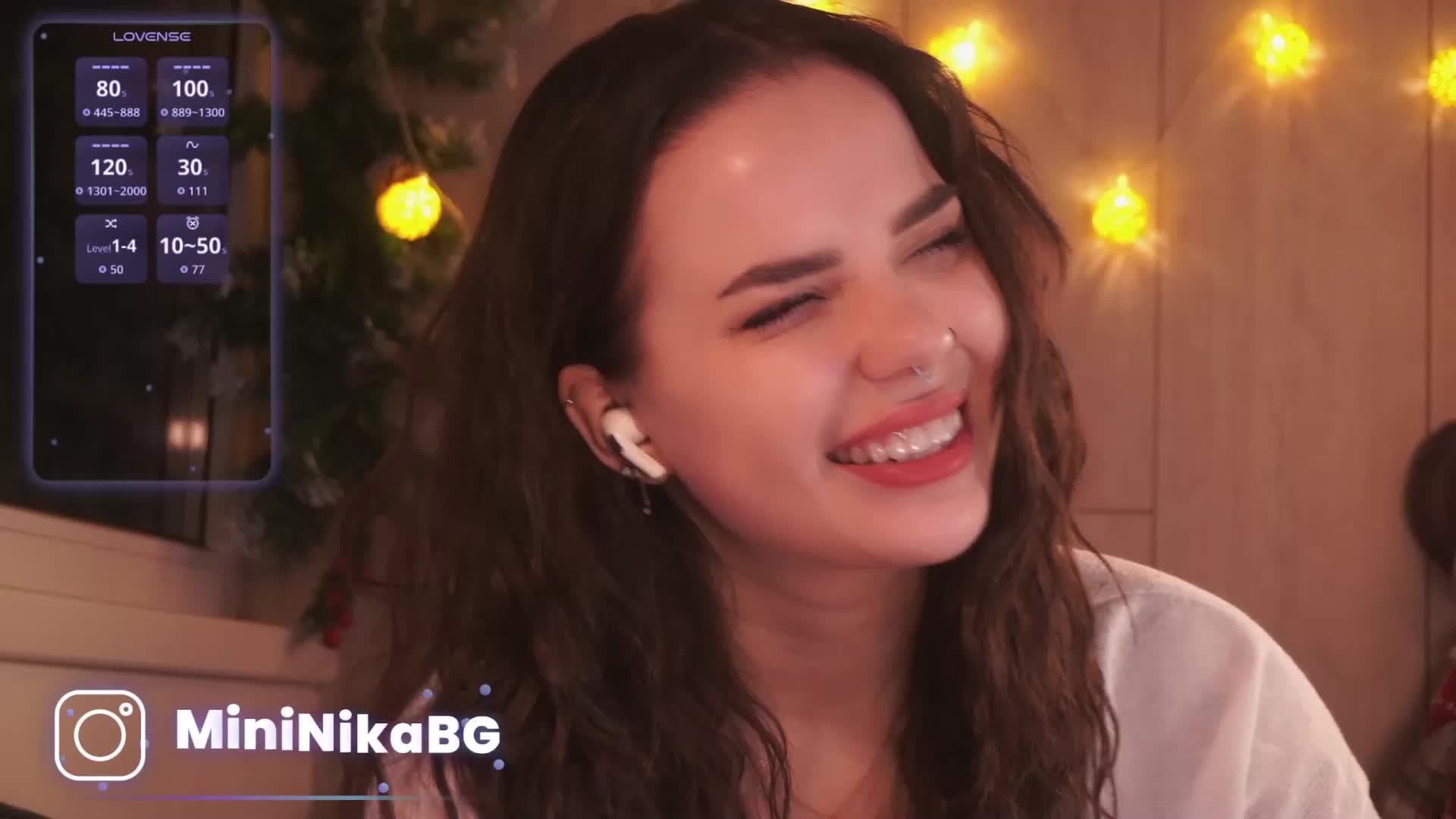 MiniNika Cam Model Chat January 31, 2026