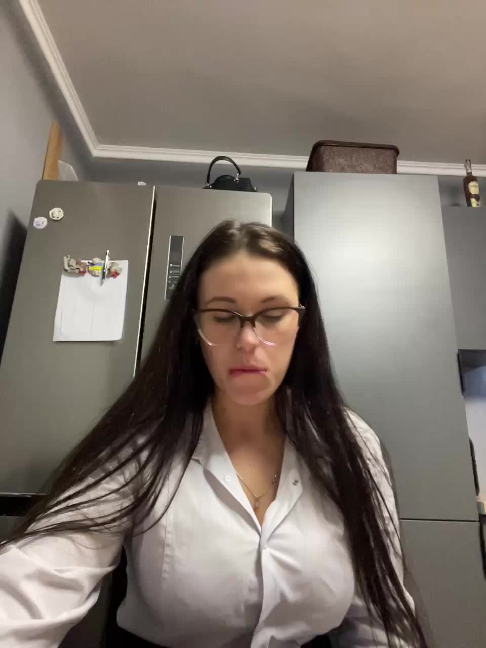 Potifays Cam Model Chat January 31, 2026