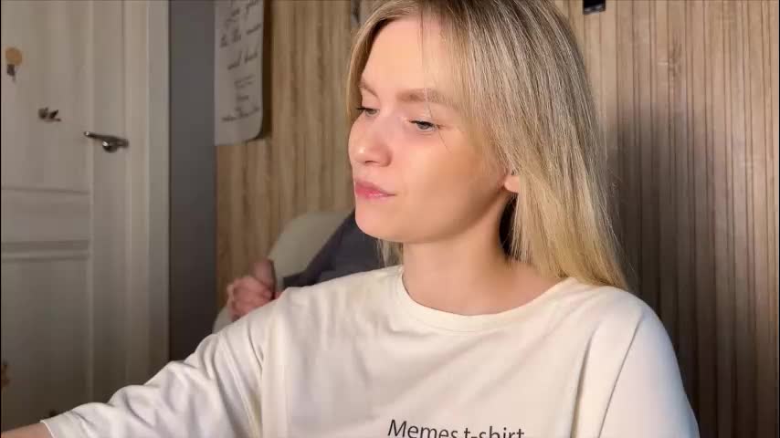 adele_nick2202 Cam Model Chat January 31, 2026