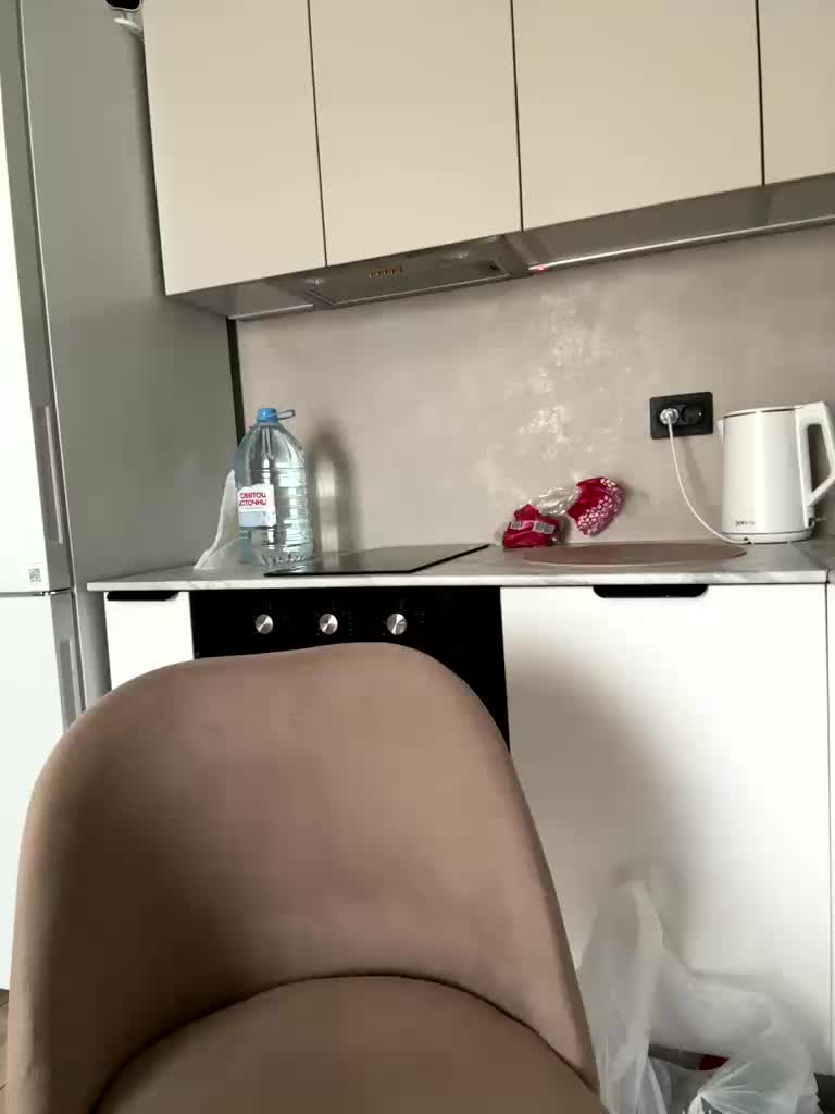 -Molly- Cam Model Chat January 31, 2026