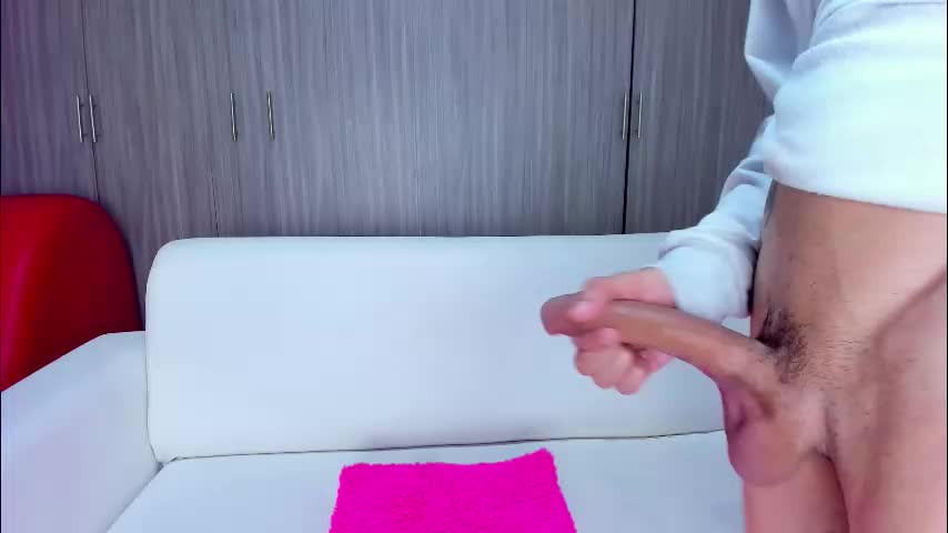 big_sexzonexxx18 Cam Model Chat January 31, 2026