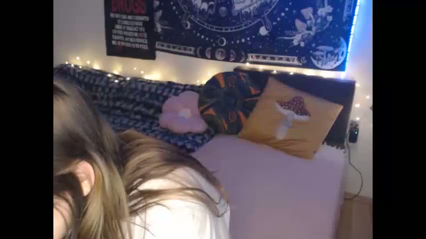 aliens4twenty Cam Model Chat January 31, 2026