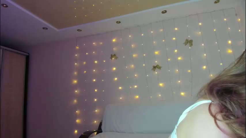 may_fl0wer Cam Model Chat February 1, 2026