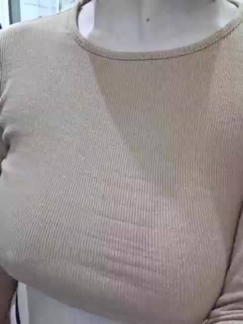 -Molly Cam Model Chat February 1, 2026