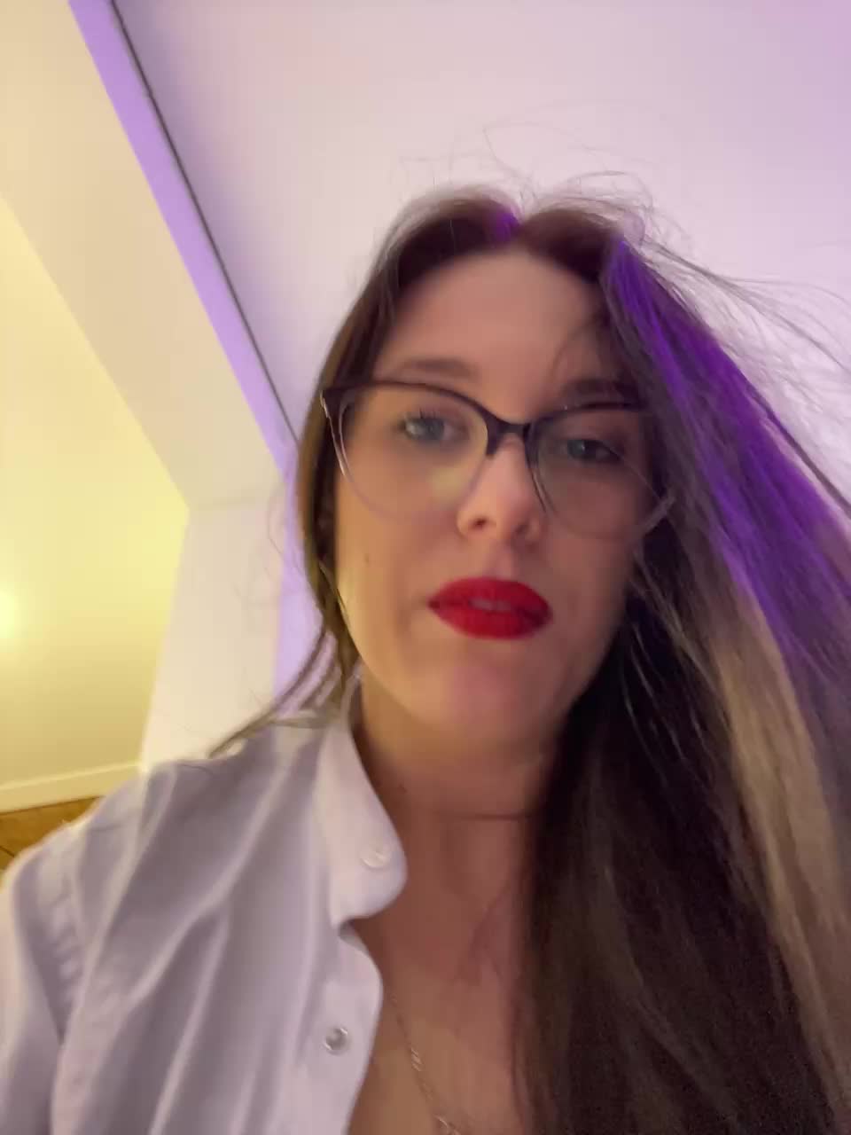 Potifays Cam Model Chat February 1, 2026