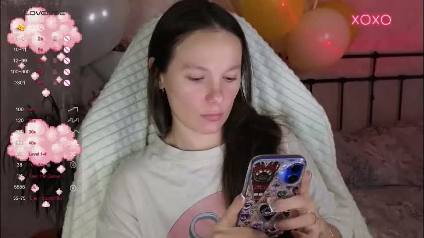 lil_luna_x Cam Model Chat February 1, 2026