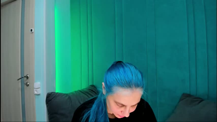 juliabeautiful Cam Model Chat February 1, 2026