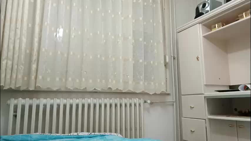 milf44milf Cam Model Chat February 1, 2026