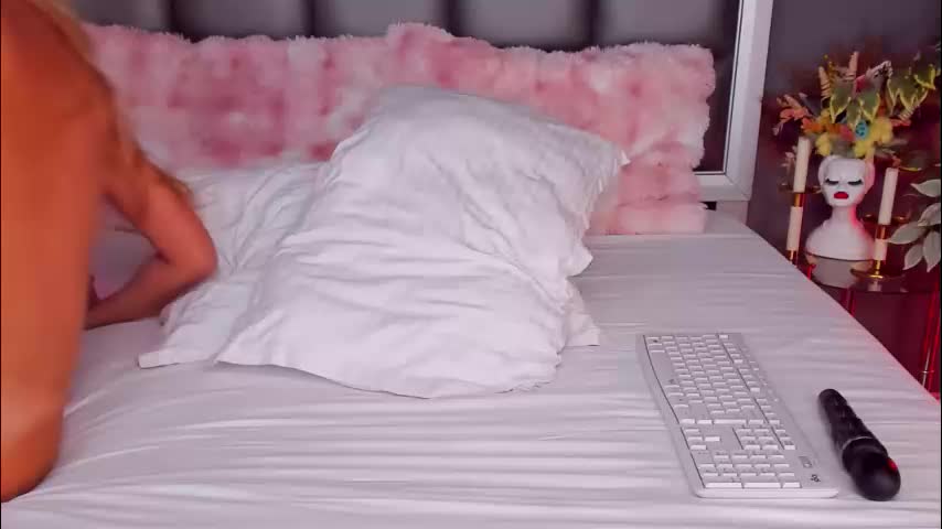 rachel_quinn_ Cam Model Chat February 1, 2026