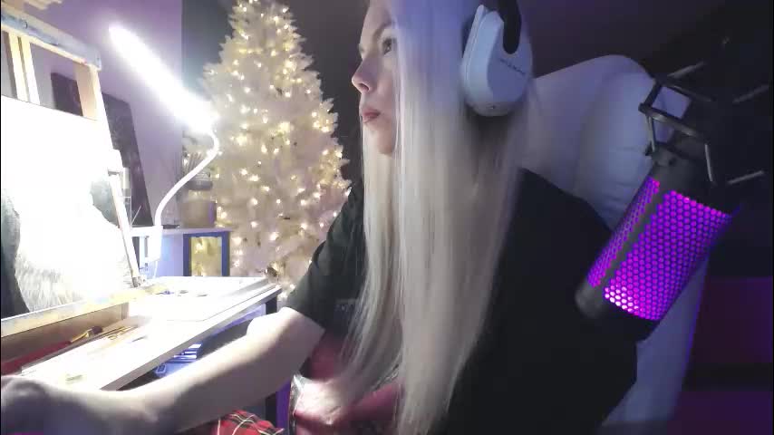 tinykylie Cam Model Chat February 1, 2026