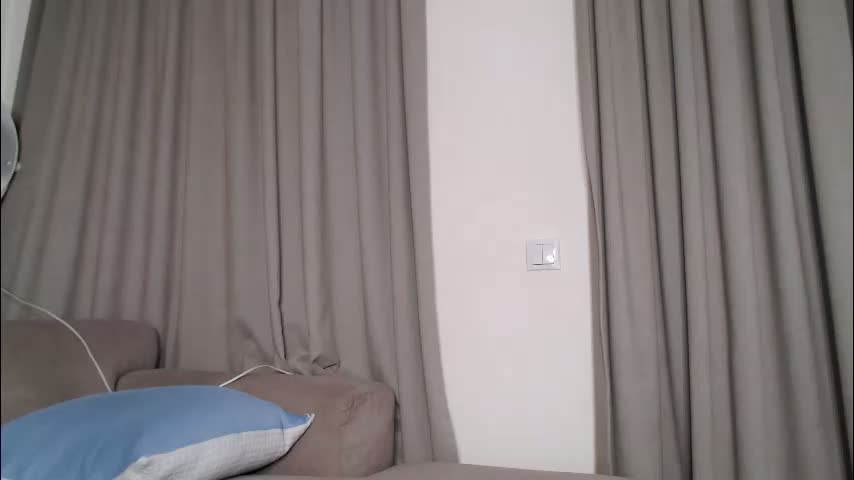 smileyouarehere Cam Model Chat February 1, 2026