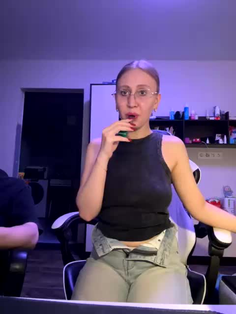 Durnaya_kis Cam Model Chat February 2, 2026