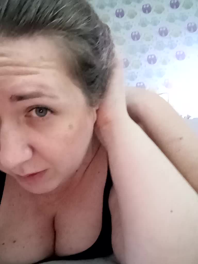 Your_favorite_couple Cam Model Chat February 2, 2026