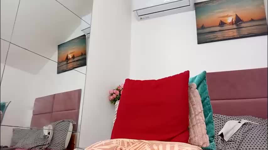 julianejae Cam Model Chat February 2, 2026