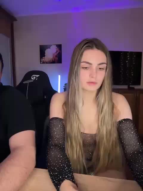 TwoPlay Cam Model Chat February 2, 2026