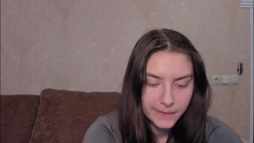 lizzi_muur Cam Model Chat February 2, 2026