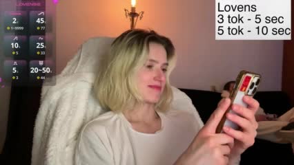 Sexy-Sweets Cam Model Chat February 2, 2026