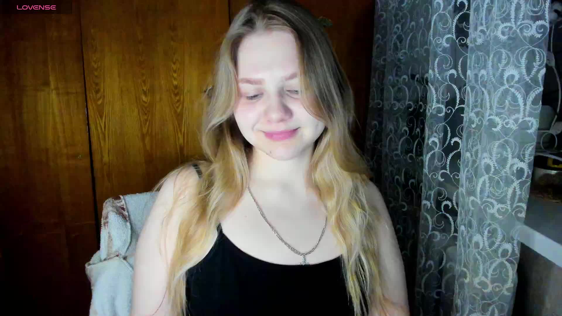 Emma-Frizea Cam Model Chat February 2, 2026