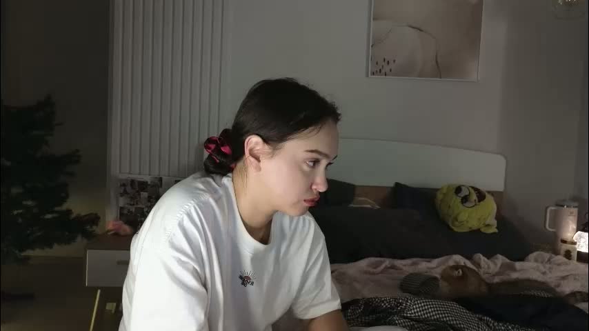 evi_woow Cam Model Chat February 2, 2026
