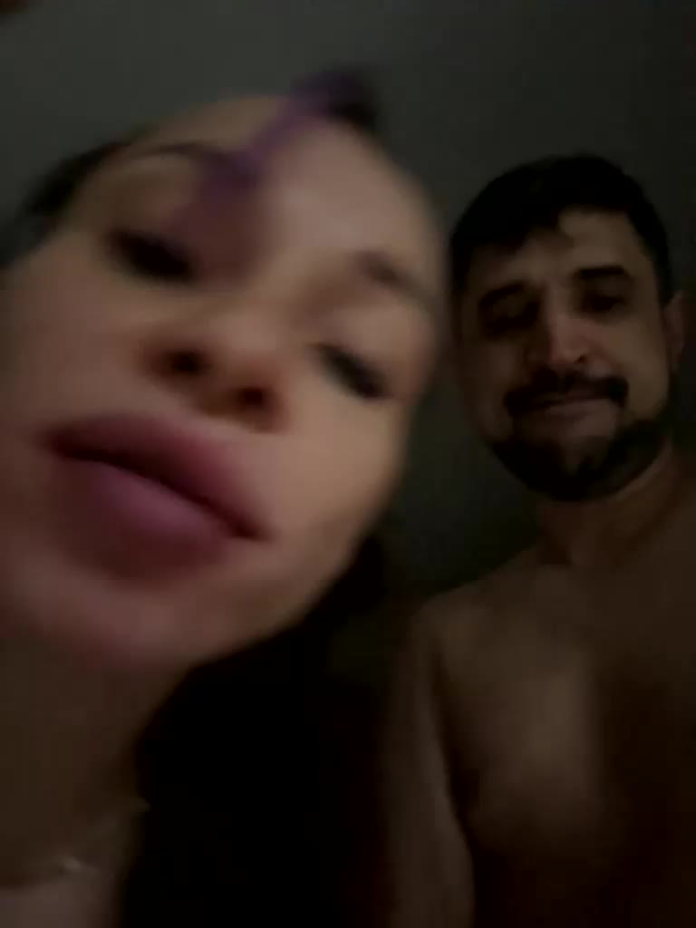 VIP17CoupleDream Cam Model Chat February 2, 2026