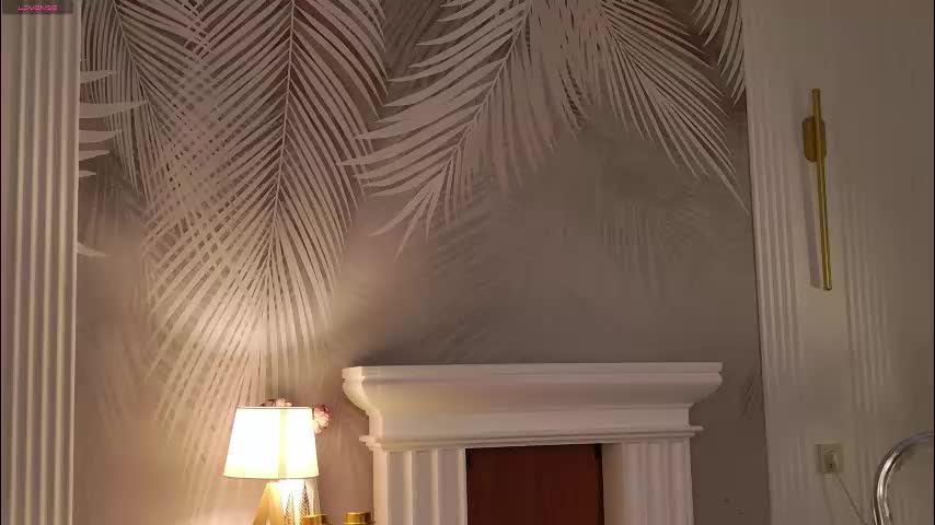 miley_smile Cam Model Chat February 12, 2026