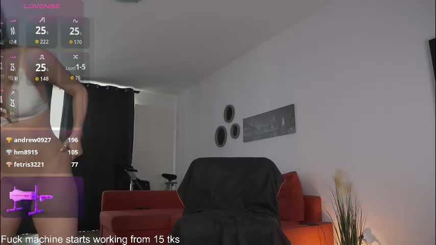 queen_leylla Cam Model Chat February 12, 2026