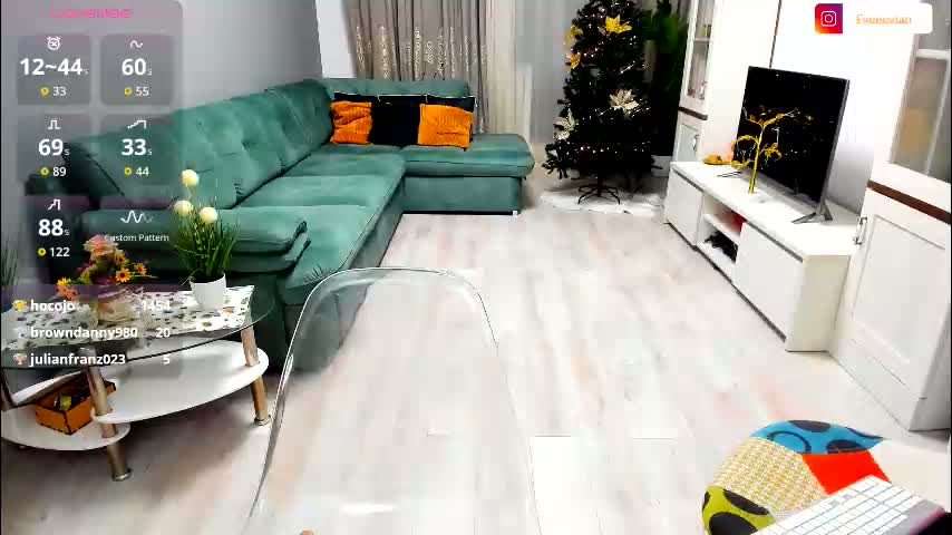 eveeevian Cam Model Chat February 12, 2026