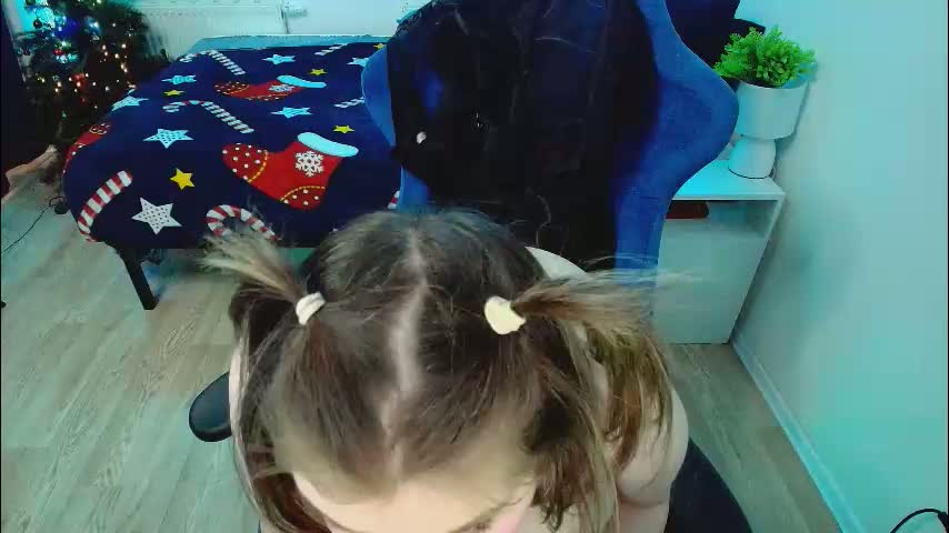 topcranberry Cam Model Chat February 12, 2026