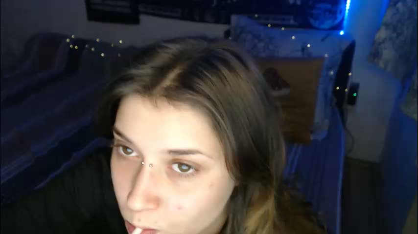 aliens4twenty Cam Model Chat February 12, 2026