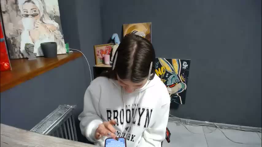 tiny_felicity Cam Model Chat February 12, 2026