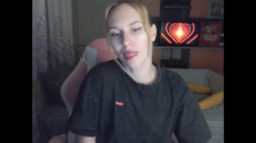 elsa_shine Cam Model Chat February 13, 2026