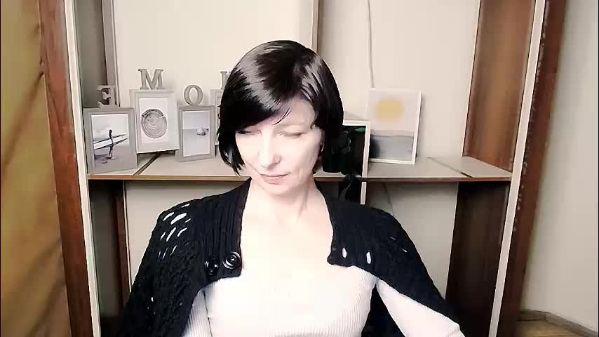 angelinalov_ Cam Model Chat February 13, 2026