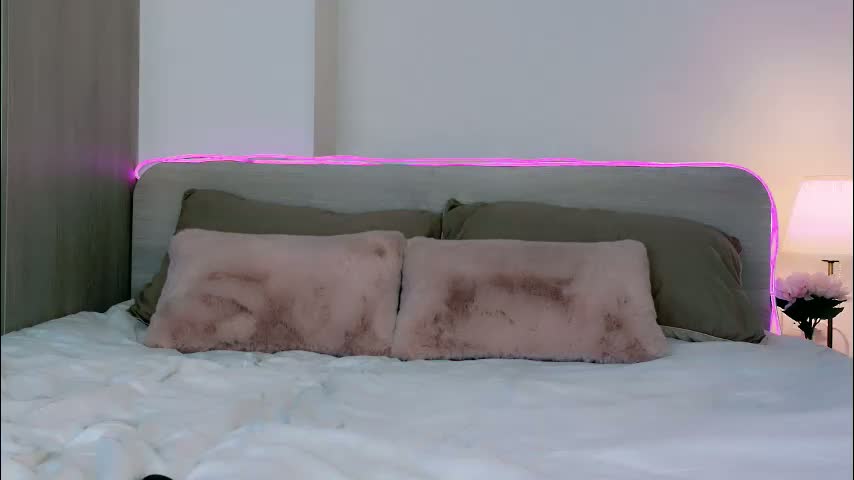 mia4sin Cam Model Chat February 13, 2026