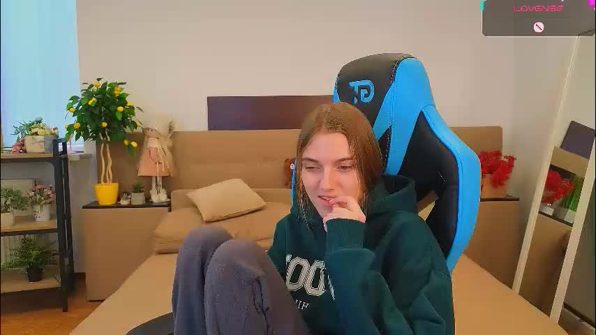 ollistiw Cam Model Chat February 13, 2026