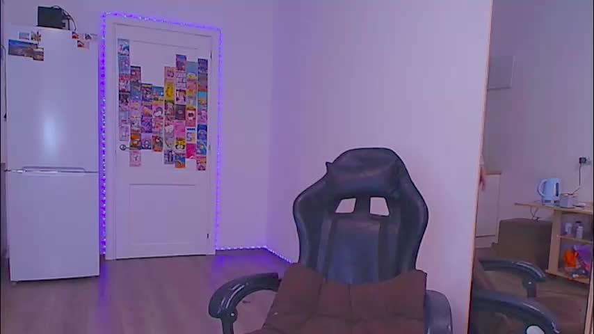 sailormoon666_ Cam Model Chat February 13, 2026