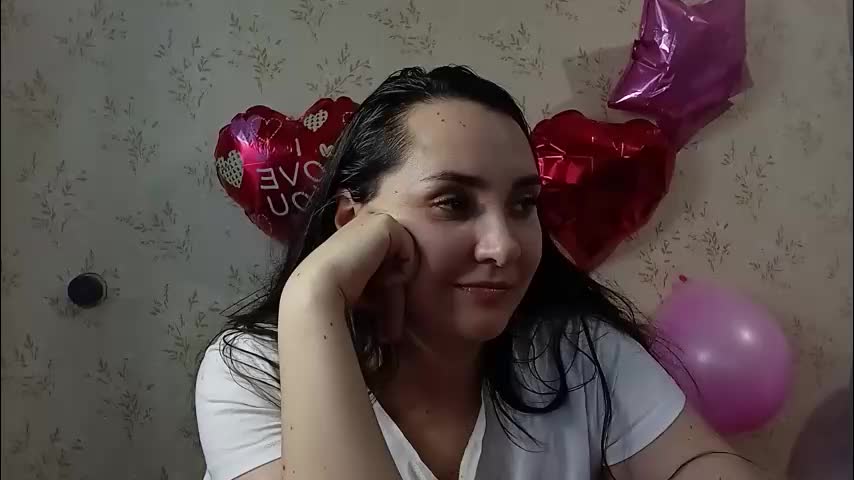 voulezvous_angel Cam Model Chat February 13, 2026