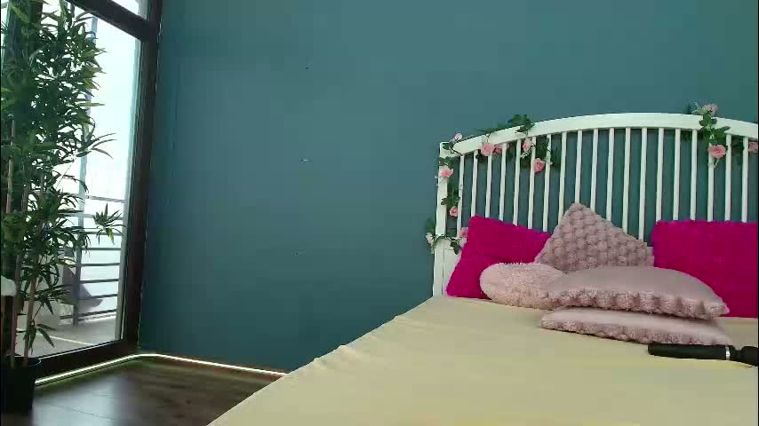 _parishill Cam Model Chat February 13, 2026