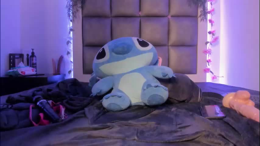 juliana_js_ Cam Model Chat February 13, 2026