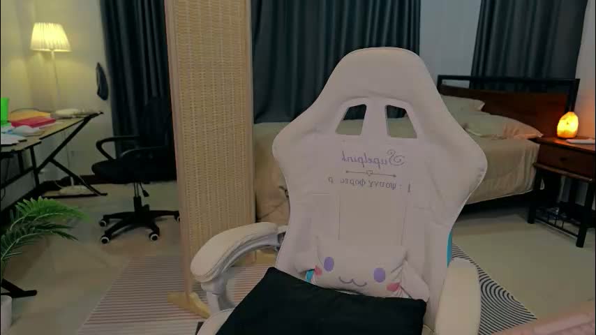 ellcrys Cam Model Chat February 13, 2026
