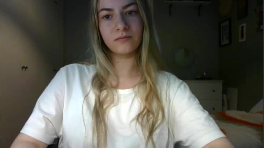 rosie_june Cam Model Chat February 13, 2026