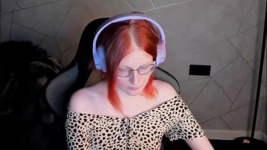 elizabeth_harpper Cam Model Chat February 13, 2026