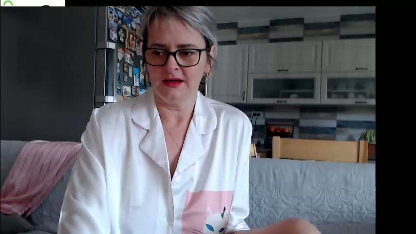 whitesilvery Cam Model Chat February 13, 2026