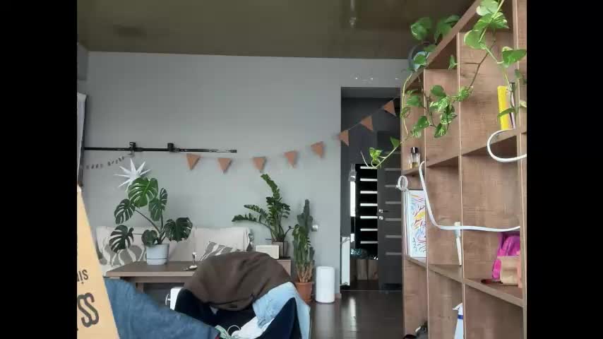 holydori Cam Model Chat February 13, 2026