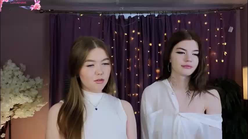 berry_bloom Cam Model Chat February 13, 2026