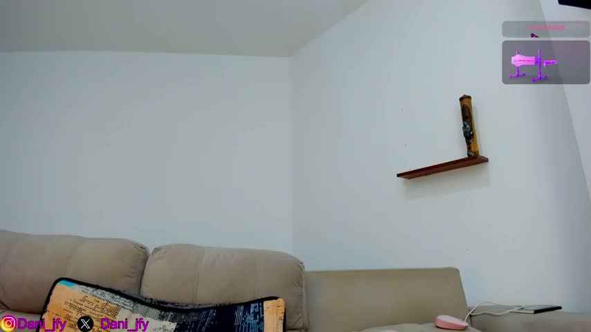 Dani_javi Cam Model Chat February 13, 2026