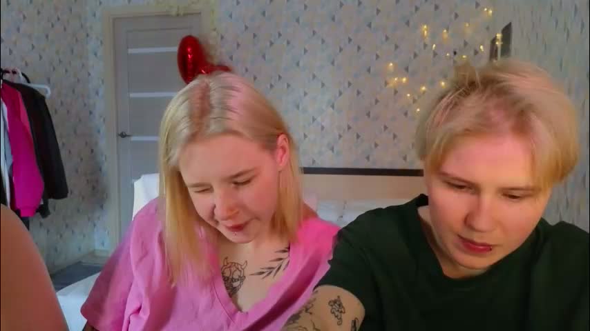 babees_eva Cam Model Chat February 13, 2026