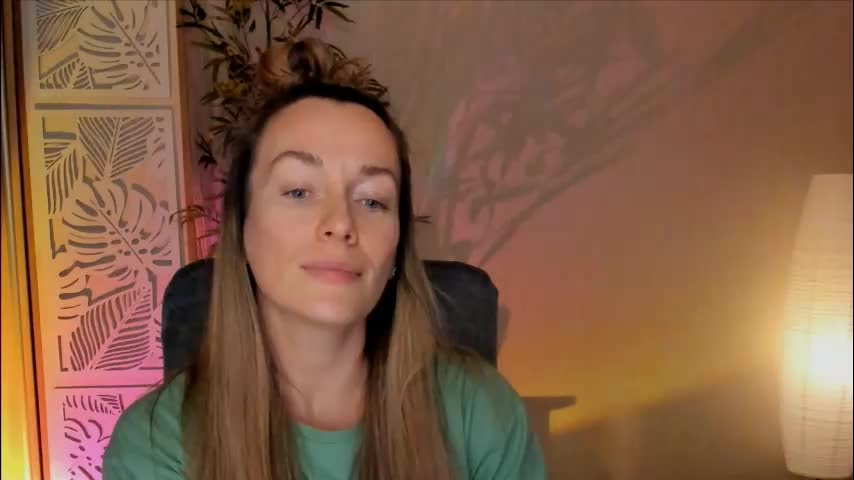 save_the_qween Cam Model Chat February 23, 2026